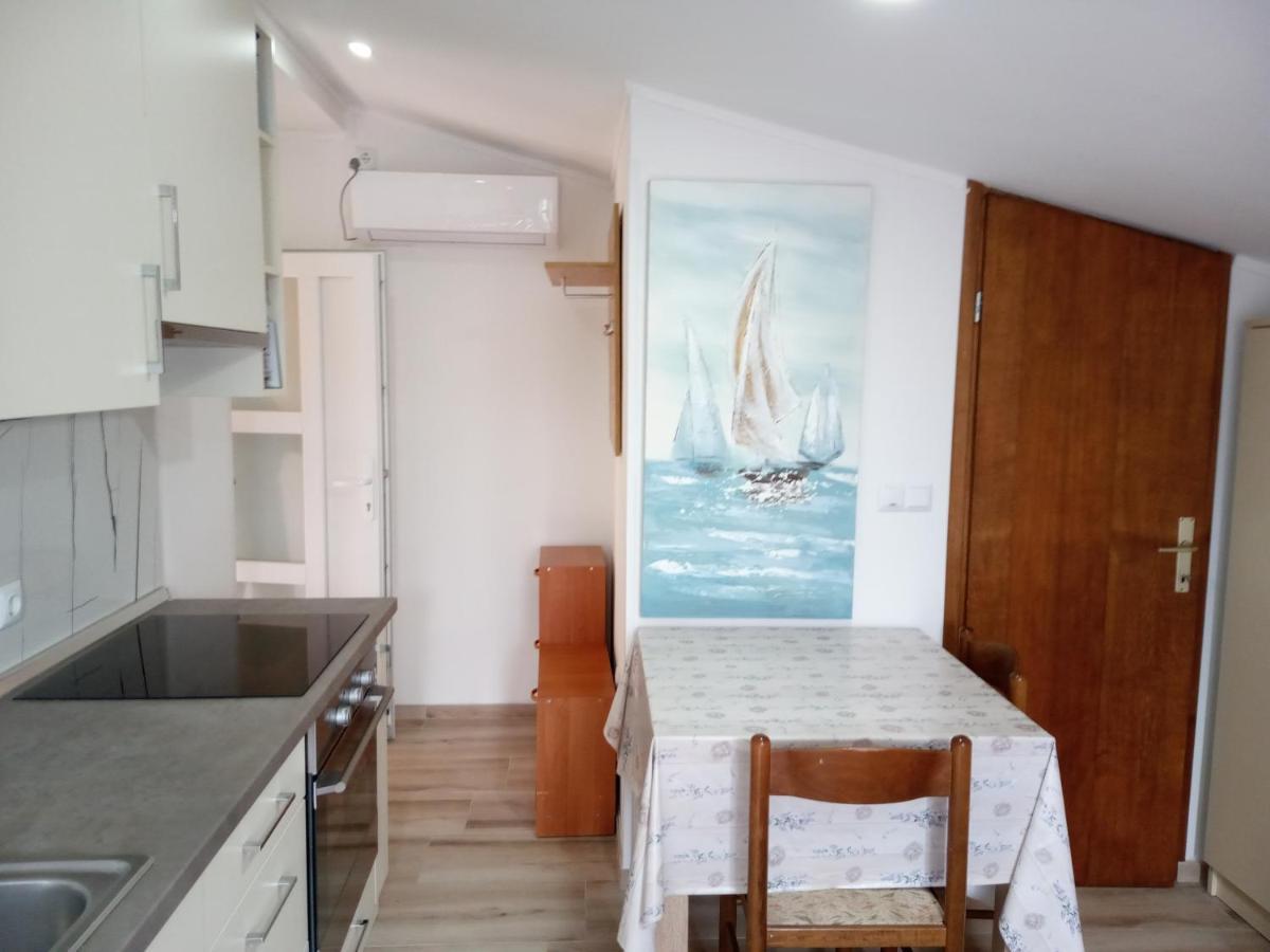 Apartmani Danijela Lopar Exterior photo