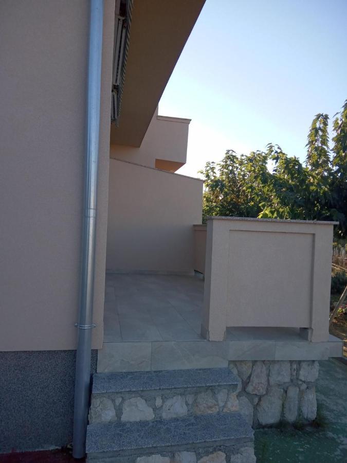 Apartmani Danijela Lopar Exterior photo
