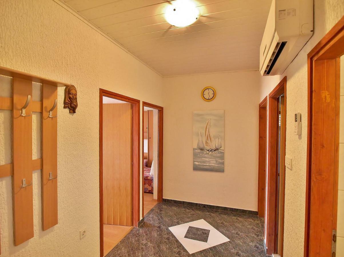 Apartmani Danijela Lopar Exterior photo