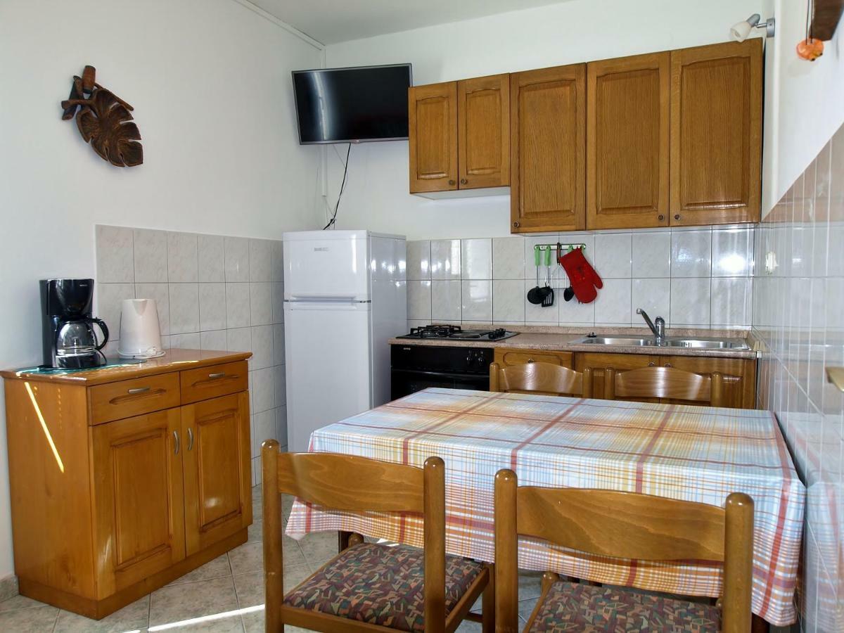 Apartmani Danijela Lopar Exterior photo
