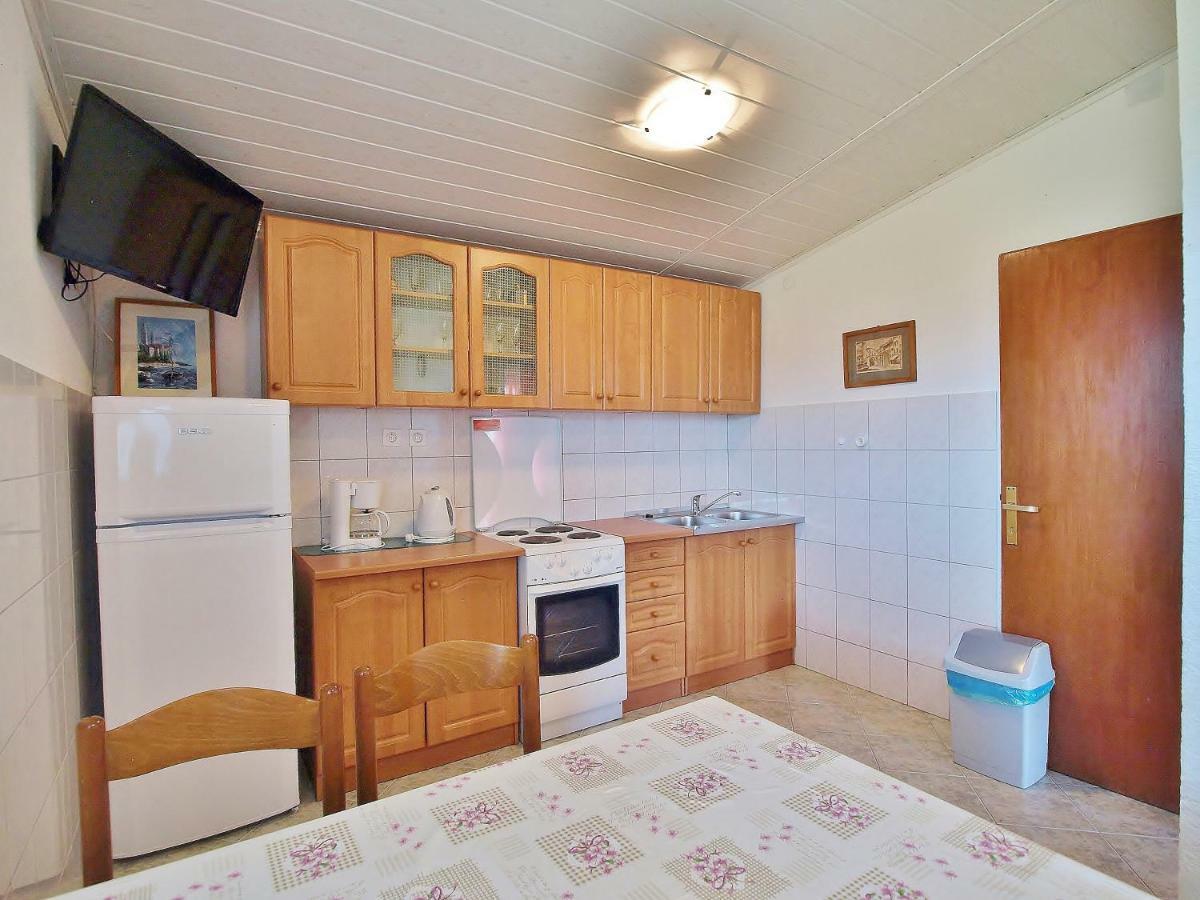 Apartmani Danijela Lopar Exterior photo